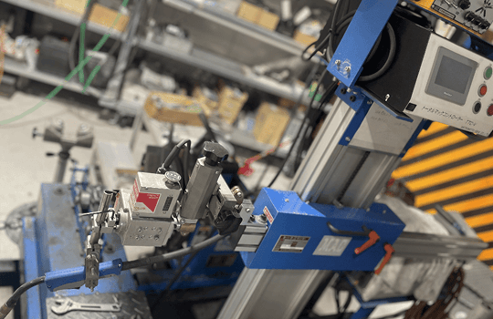 半自動溶接機（トータルマック）