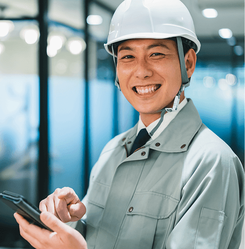 笑顔の作業員